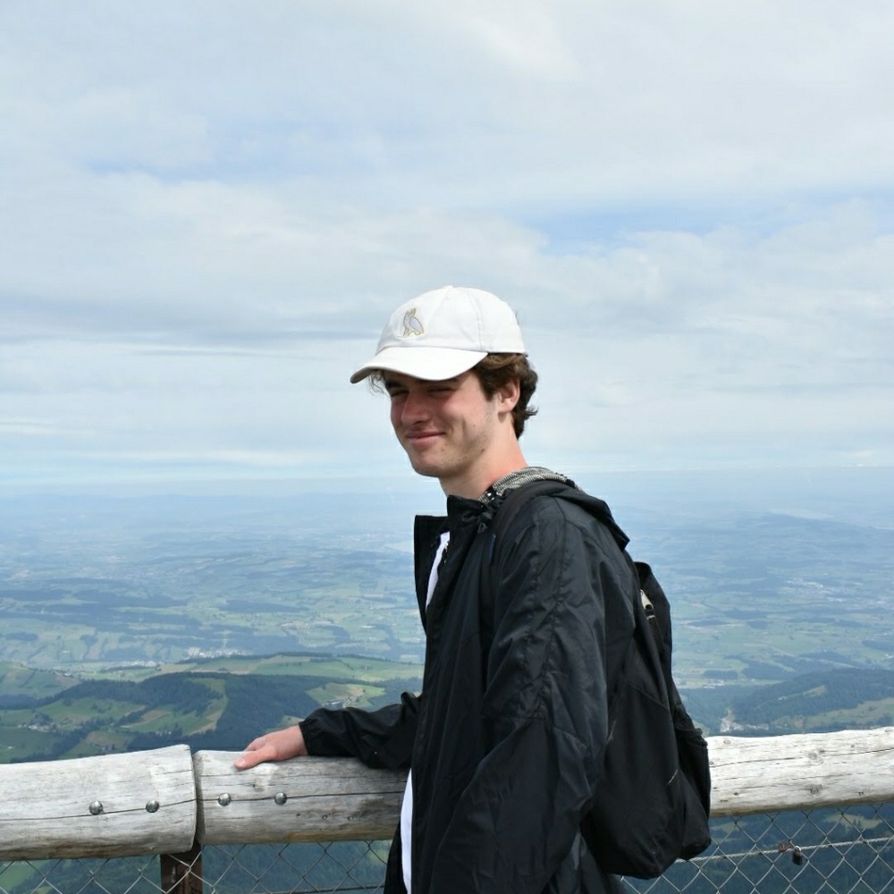 Meet your Posher, Alexander